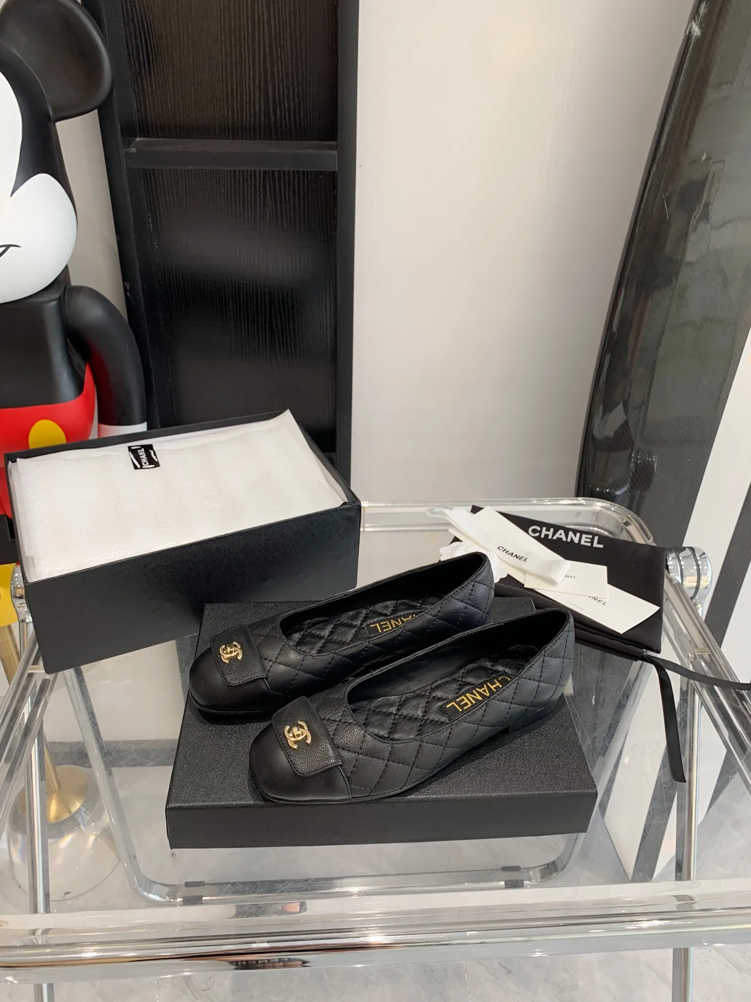 👟👟Ex-factory price 440👟👟 Top version Chanel 2021 new model, classic double C buckle, relatively pointed toe without losing aura, super atmospheric, original version shipped one to one, size 35-40.